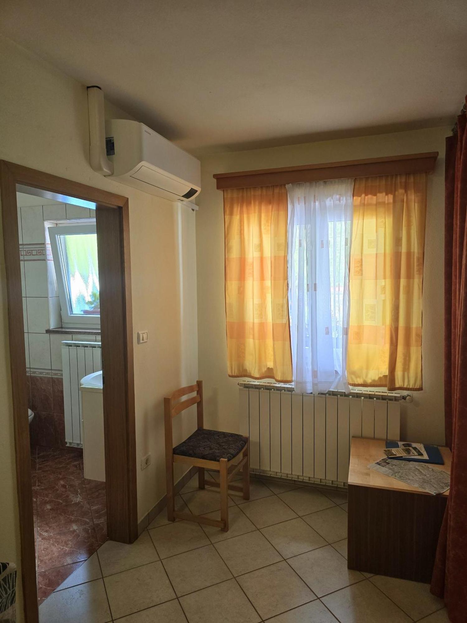 Guest House Kocanija Ilirska Bistrica Exterior photo